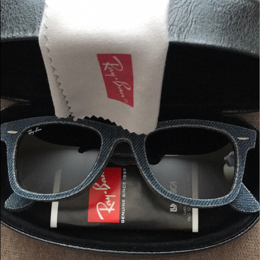 Ray-Ban Wayfarer Denim frame Shades🛎Sale
